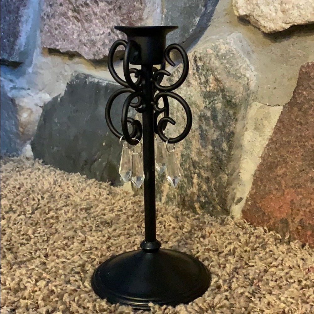 Chateau taper holder
